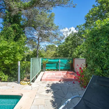 Les Cyclamens- Les Oliviers