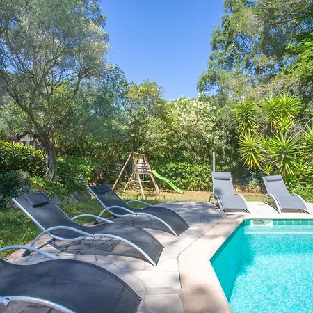 Les Cyclamens- Les Oliviers *